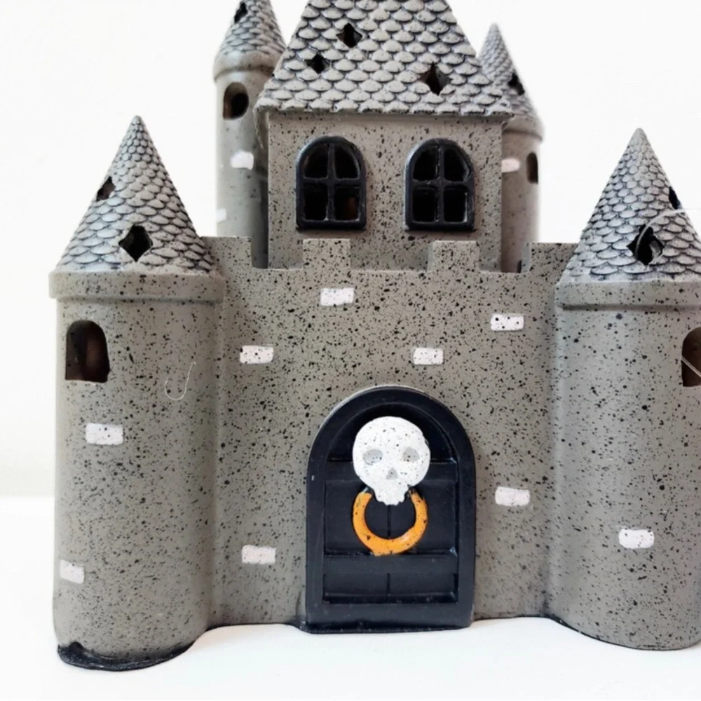 Target & Bullseyes Playground. Halloween Castle & Dungeon Spooky Village. BNWT